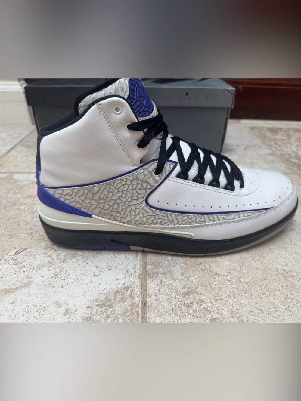 Jordan Men’s White Black Purple Mid-Top Sneakers
